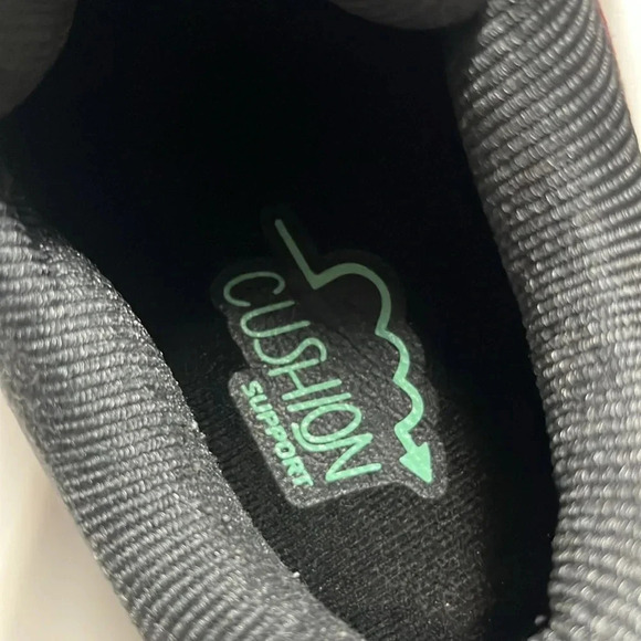 Brooks Ariel 18 running shoes size 8.5 wide preowned good amount of tread left - Picture 11 of 14